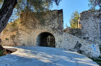 villa anthelia upper ruin